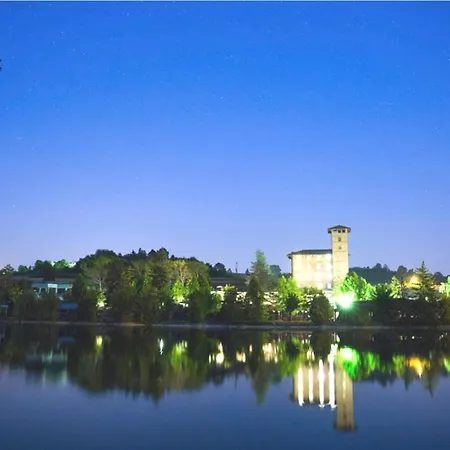 ホテル Torre Di Codana